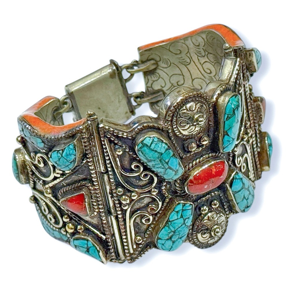 Vintage Tibetan / Nepali Silver Hinged Bracelet with Turquoise and Coral